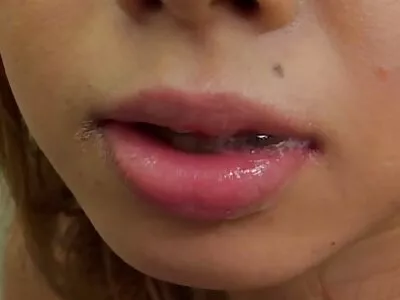 Tất cả là có thể cho người đấm bóp đàn ông xoa dầu  và chết tiệt Amaris trong miệng