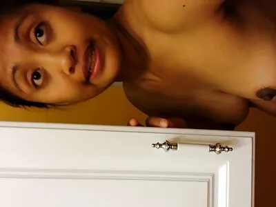 Hình xăm tóc vàng Latina được đập bởi một sex không che nhật hung khuy áo