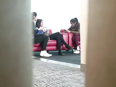 Cô gái dừng sex japan khong che xe ở nơi vắng vẻ để quan hệ tình dục