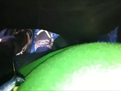 Kích thích SỮA. Với to ngực dễ dàng liên quan đến người giúp việc trong tình  dục