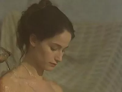 Cô gái cần người đàn ông đẹp trai để lấy dương vật ra xxx nhật bản không che để cô ấy có thể bú nó
