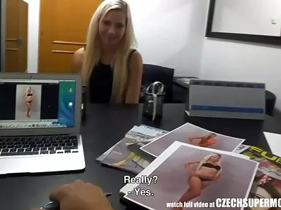 Đáng yêu tuổi teen được đâm trong  một nóng vật đúc